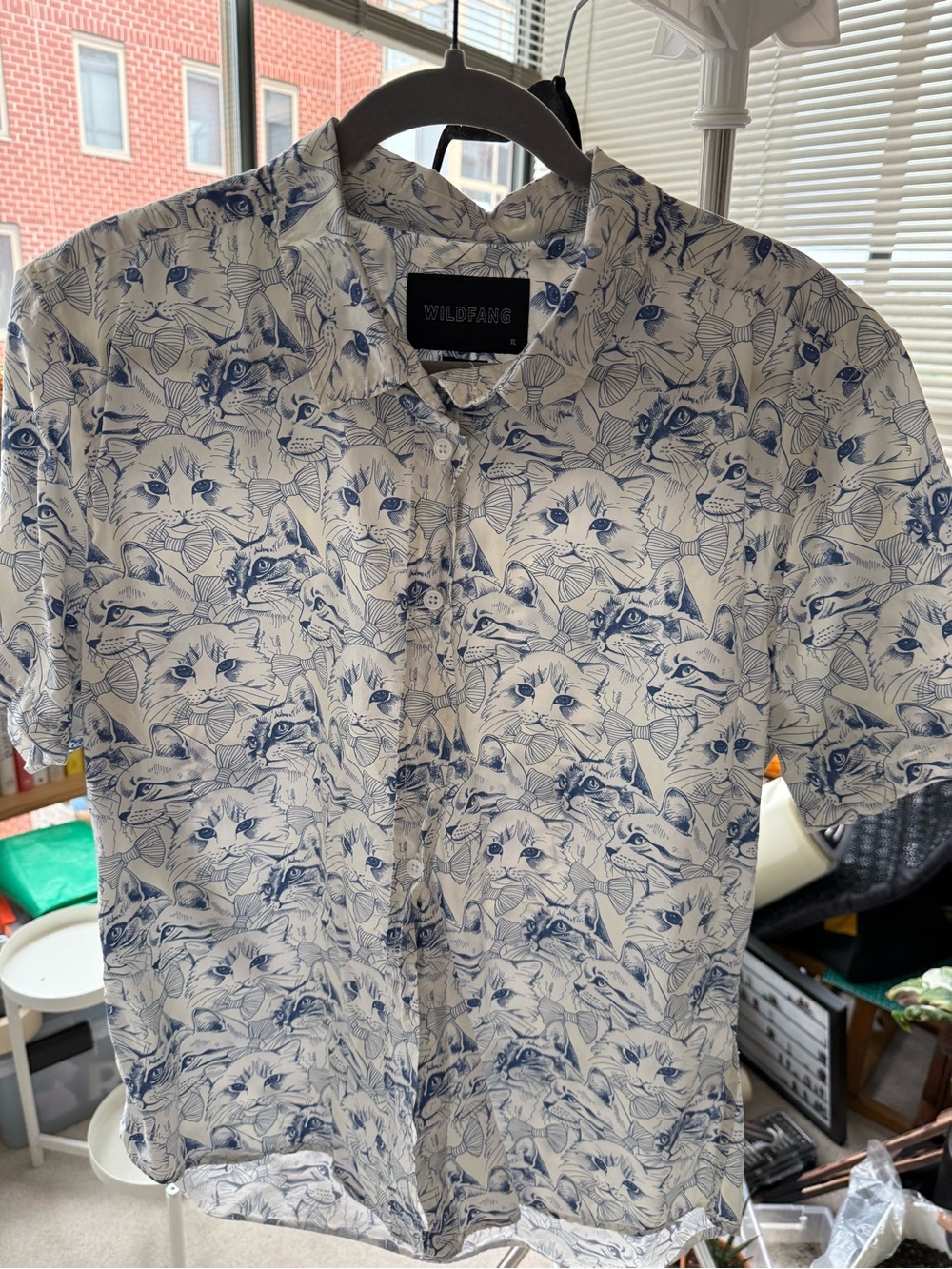 Wildfang White & Blue Cat Print Short-Sleeve Shirt